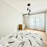 Salon Z Widokiem Na Jezioro Kisajno I 2 Sypialnie *