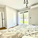 Salon Z Widokiem Na Jezioro Kisajno I 2 Sypialnie Apartment Gizycko