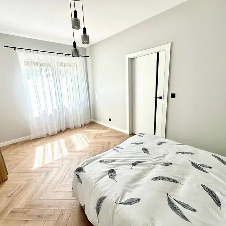 Salon Z Widokiem Na Jezioro Kisajno I 2 Sypialnie Apartment Gizycko