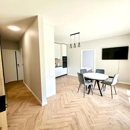 Apartment Salon Z Widokiem Na Jezioro Kisajno I 2 Sypialnie Gizycko